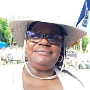 Meet your Posher, Yvonne